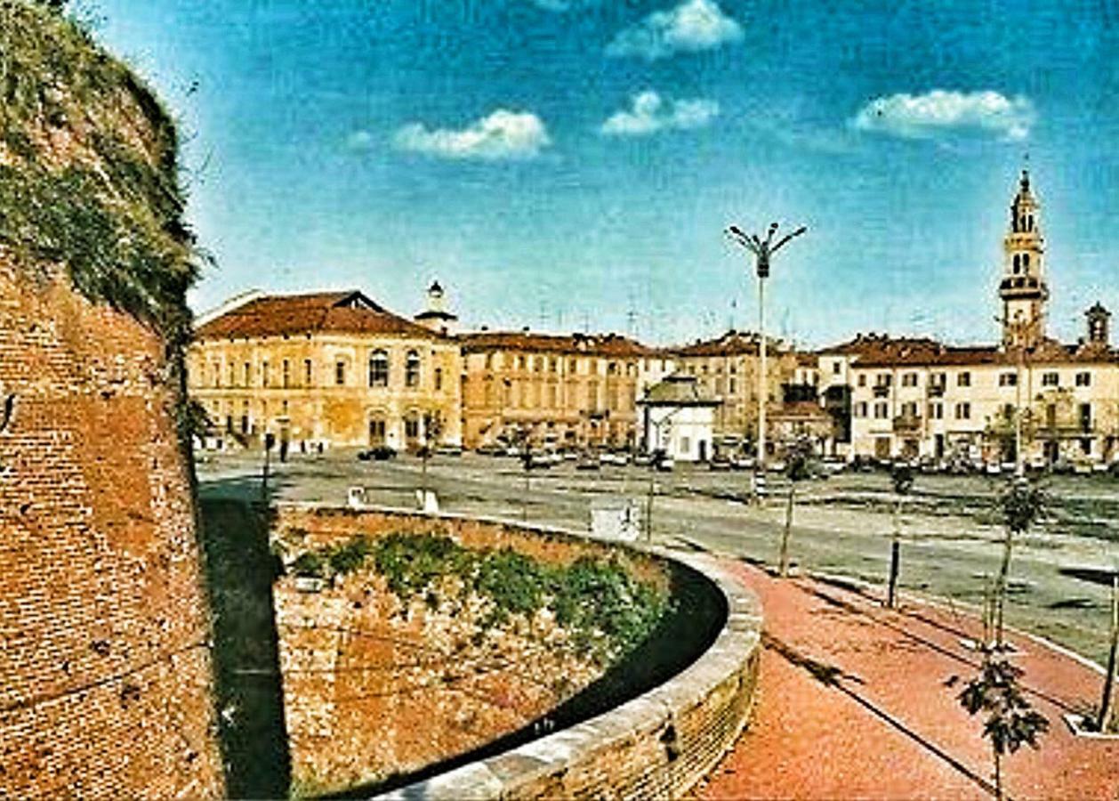 Appartamento La Paleologa Casale Monferrato Exteriér fotografie